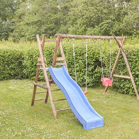 Three-bedroom In Дом отдыха *