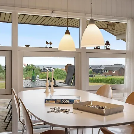 Awesome Home In Sjolund With Sauna 別荘