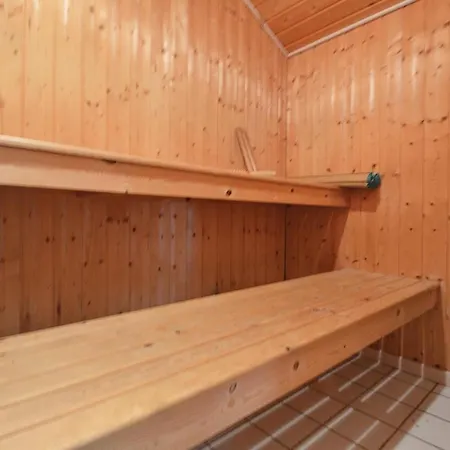 Awesome Home In Sjolund With Sauna 別荘
